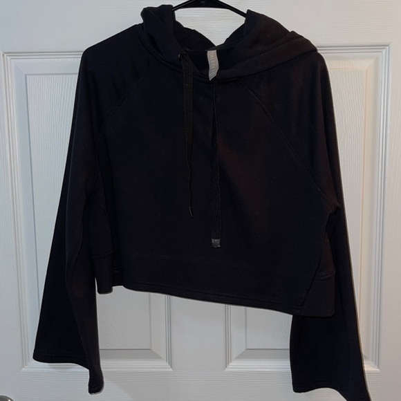 Athleta Crop sweatshirt - Picture 1 of 4